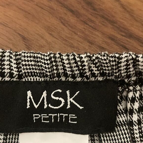 MSK Petite Dress, Black & White Houndstooth Ruched Sleeves with Pearls. Size S. - Picture 5 of 6